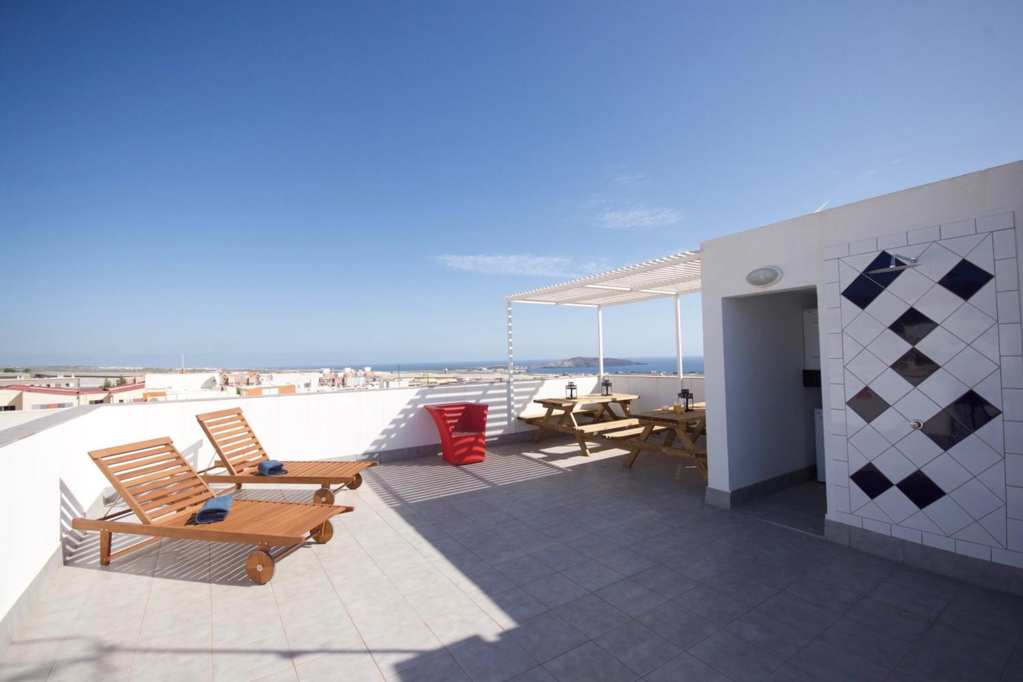 Apartamentos A 10 Minutos Del Aeropuerto Carrizal 外观 照片