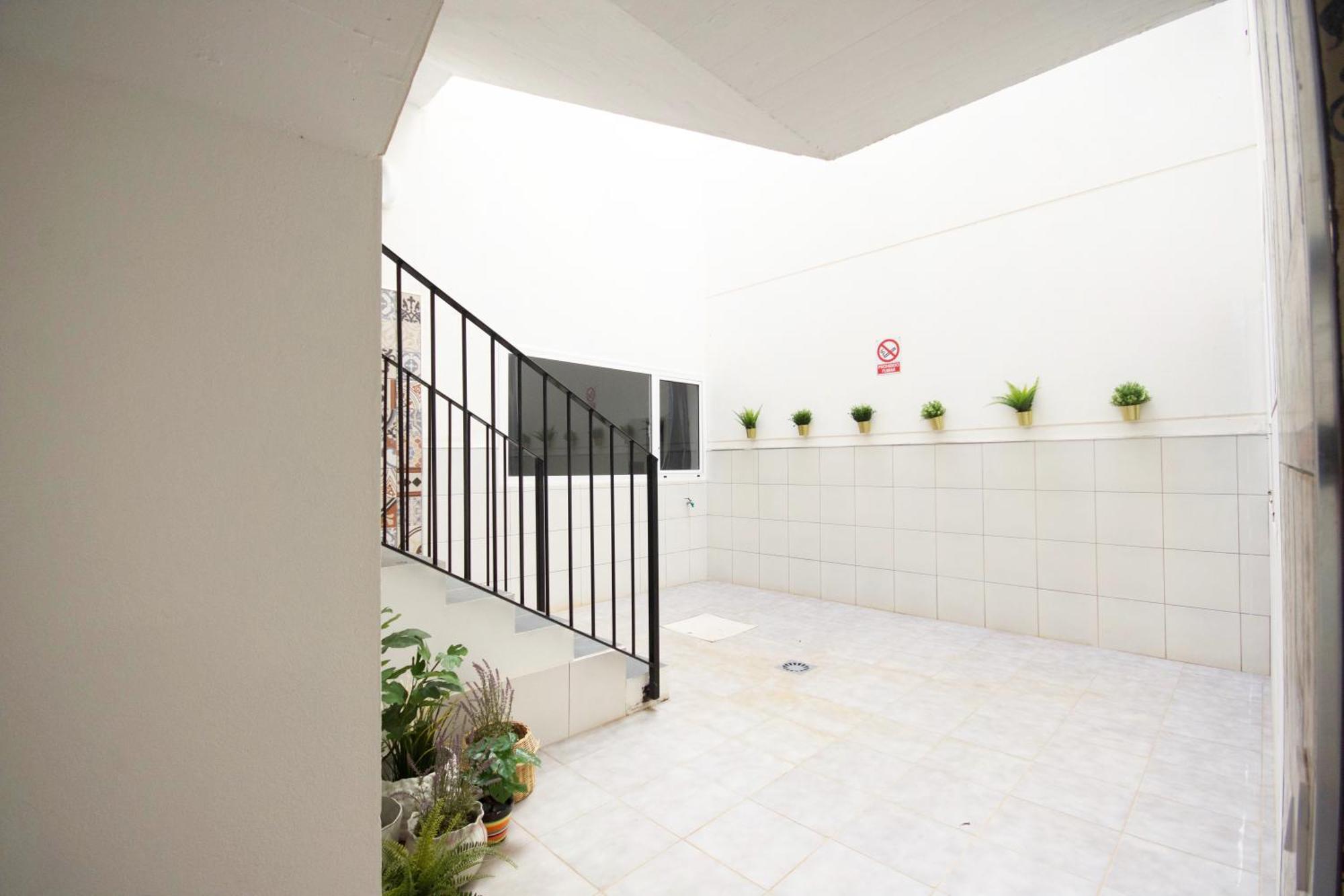 Apartamentos A 10 Minutos Del Aeropuerto Carrizal 外观 照片