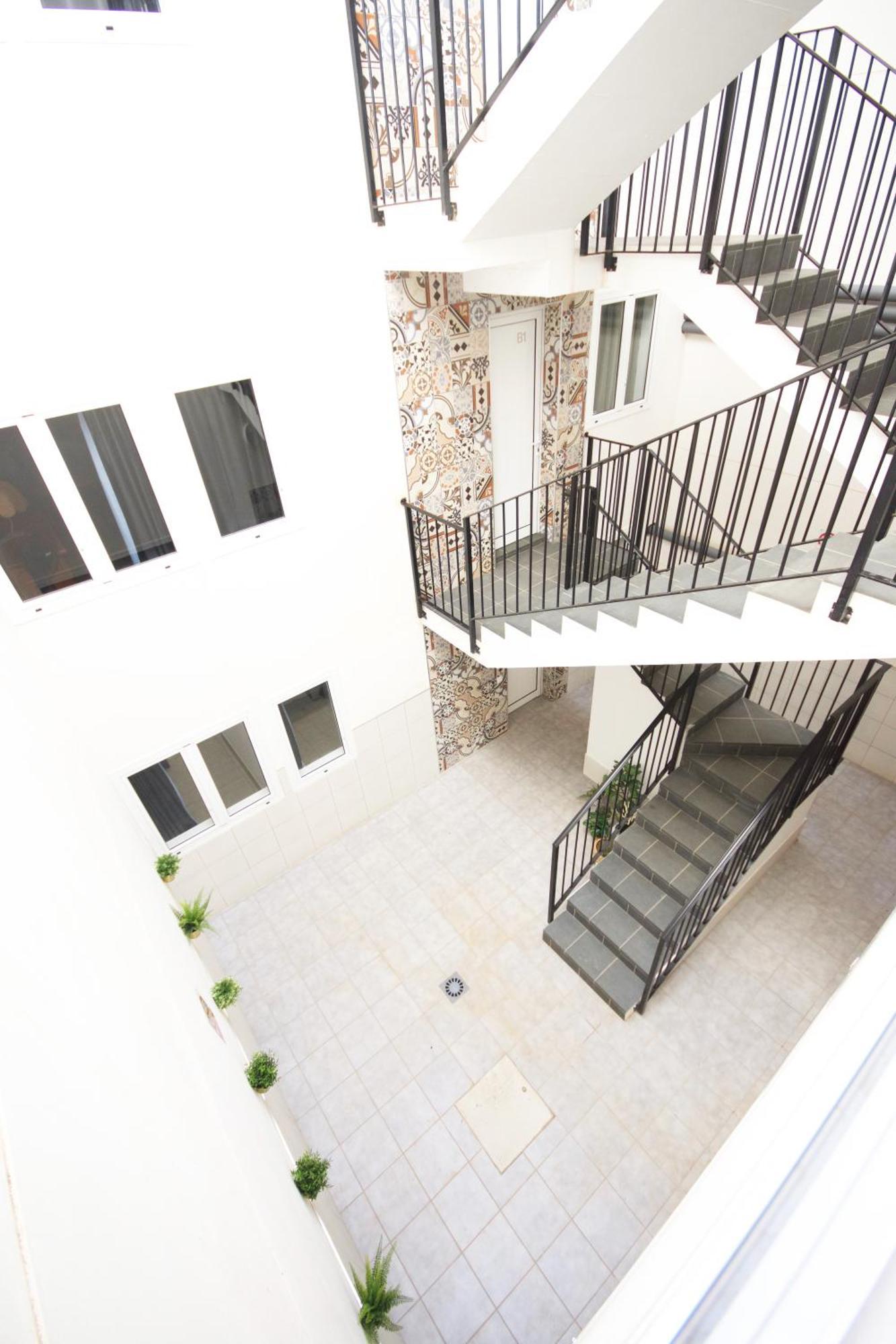 Apartamentos A 10 Minutos Del Aeropuerto Carrizal 外观 照片