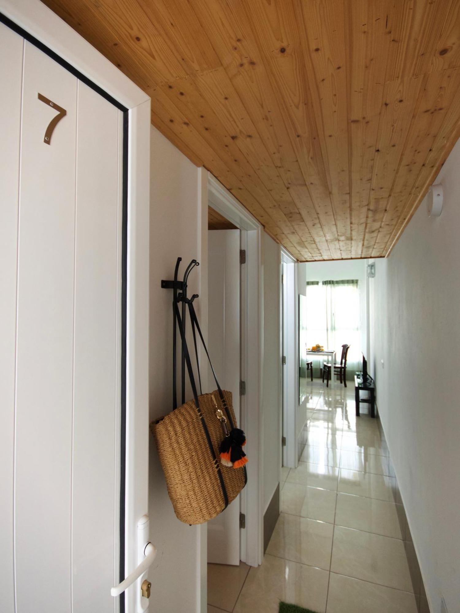Apartamentos A 10 Minutos Del Aeropuerto Carrizal 外观 照片